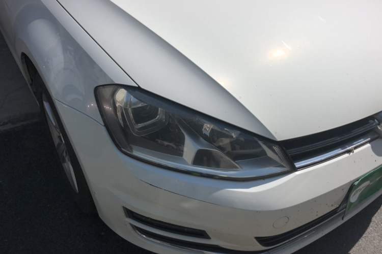 Used Volkswagen Golf 2014 1.4TSI Automatic Luxury Model Right Front Headlight