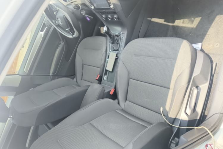 Used Volkswagen Golf 2014 1.6L Automatic Comfort Model Right Front Seat