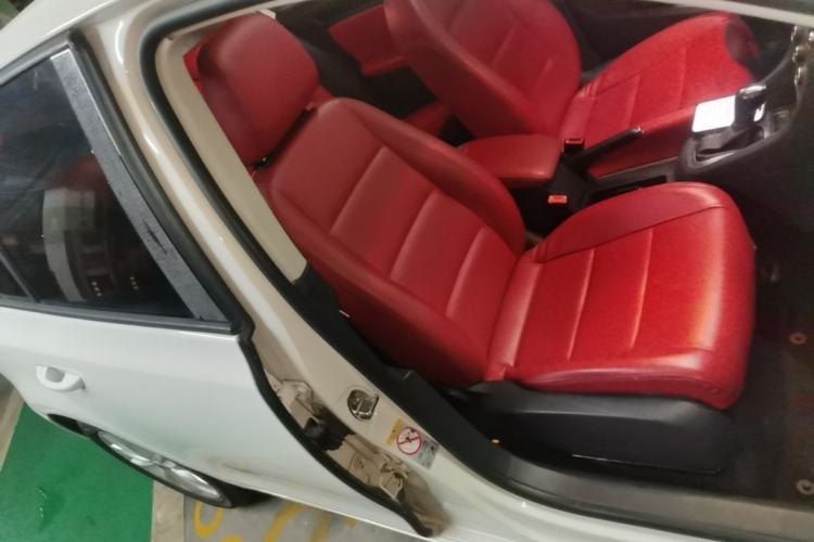 Used Volkswagen Golf 2014 1.6L Automatic Comfort Model Right Front Seat
