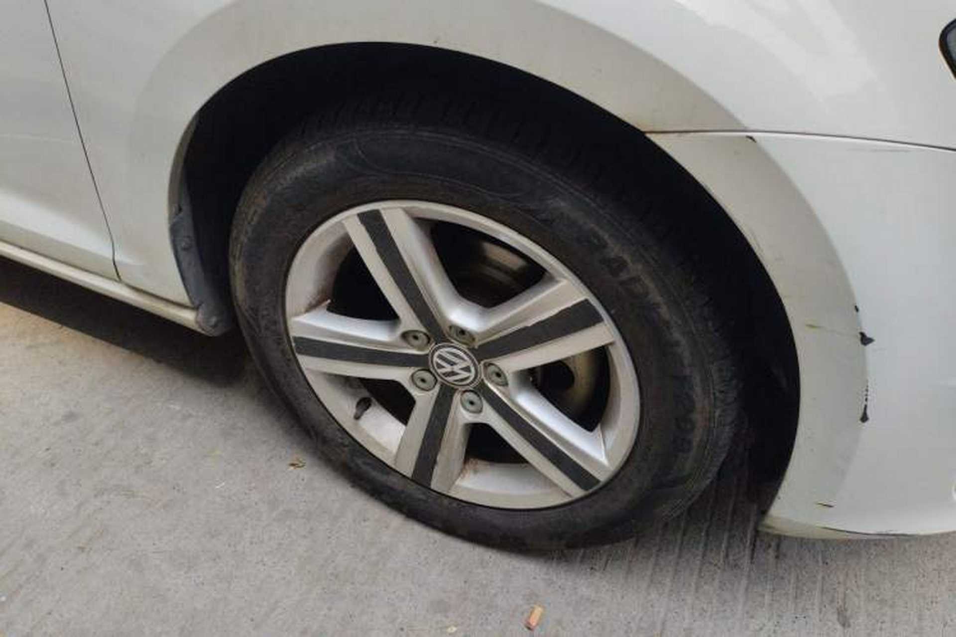 Used Volkswagen Golf 2014 1.4TSI Automatic Comfort Model Right Front Wheel Hub