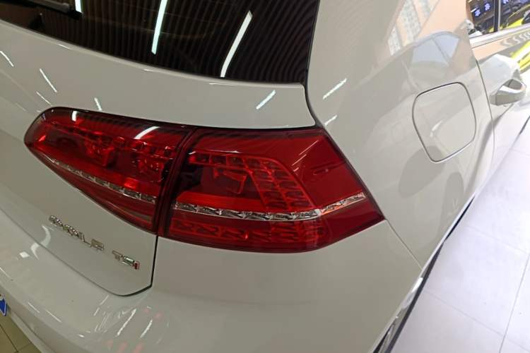 Used Volkswagen Golf 2014 1.4TSI Automatic Luxury Model Right Rear Taillight