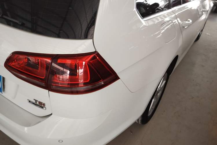 Used Volkswagen Golf 2014 1.4TSI Luxury Travel Edition Right Rear Taillight