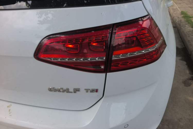 Used Volkswagen Golf 2014 1.4TSI Automatic Comfort Model Right Rear Taillight