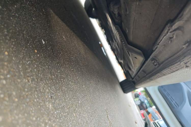 Used Volkswagen Golf 2014 1.4TSI Automatic Comfort Model Right Side Sill