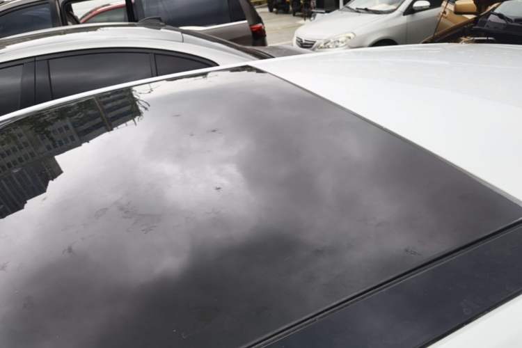 Used Volkswagen Golf 2014 1.4TSI Automatic Luxury Model Roof
