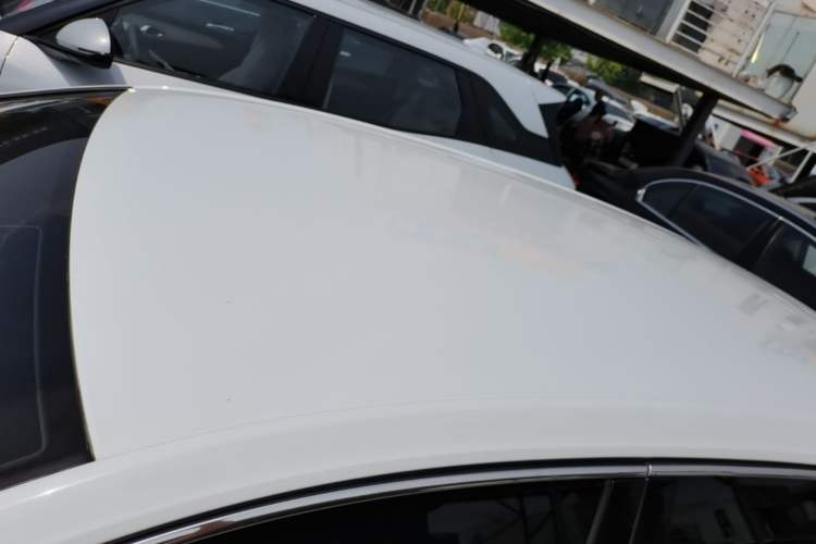 Used Volkswagen Golf 2014 1.6L Automatic Fashion Model Roof