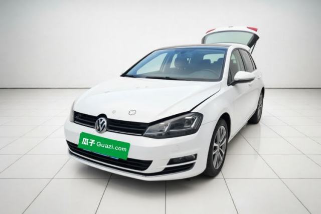 Volkswagen Golf 2014 1.4TSI Automatic Luxury Model usado