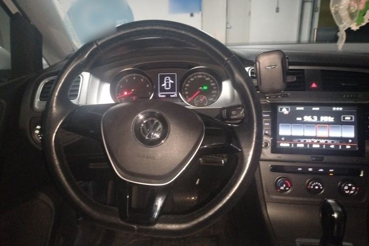 Used Volkswagen Golf 2014 1.4TSI Automatic Comfort Model Steering Wheel