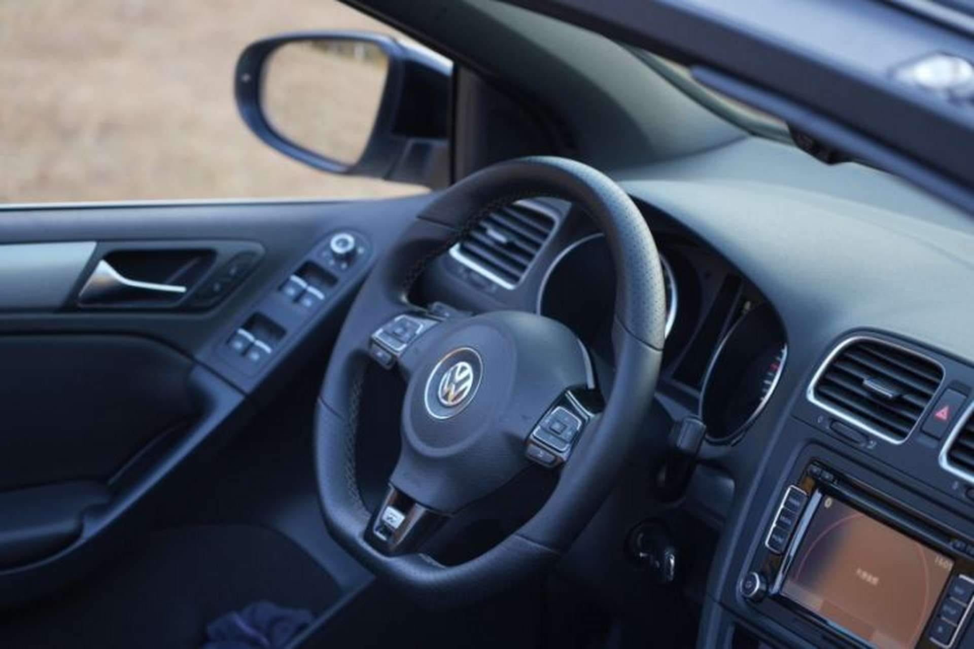Used Volkswagen Golf 2014 2.0 TSI R Convertible Steering Wheel