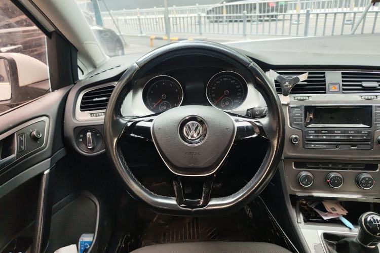 Used Volkswagen Golf 2014 1.4 TSI Manual Comfort Model Steering Wheel