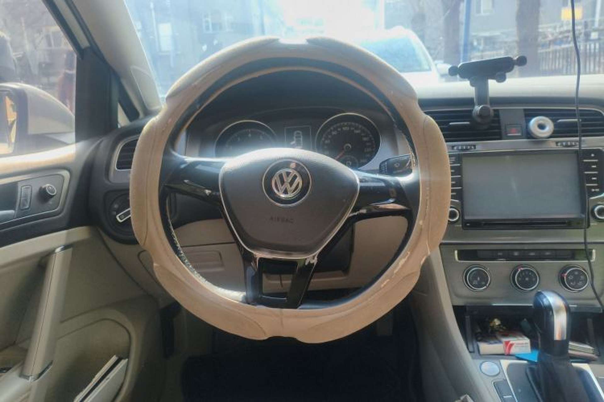 Used Volkswagen Golf 2014 1.6L Automatic Comfort Model Steering Wheel