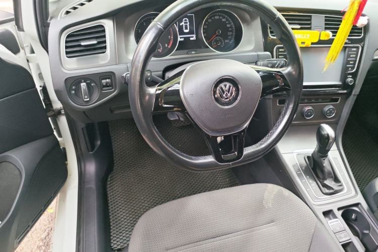 Used Volkswagen Golf 2014 1.4TSI Automatic Comfort Model Steering Wheel
