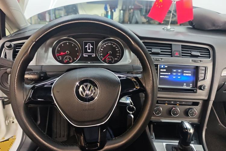 Used Volkswagen Golf 2014 1.4TSI Automatic Comfort Model Steering Wheel