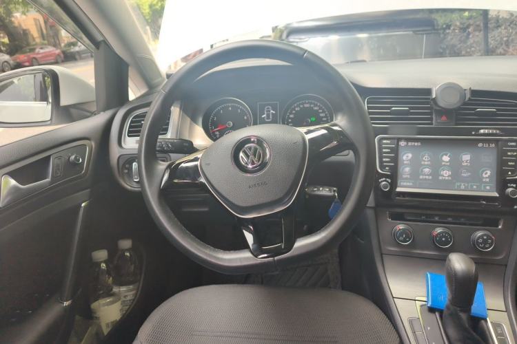 Used Volkswagen Golf 2014 1.4TSI Automatic Comfort Model Steering Wheel
