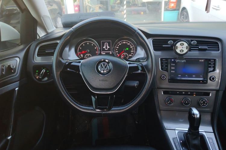 Used Volkswagen Golf 2014 1.4TSI Automatic Comfort Model Steering Wheel