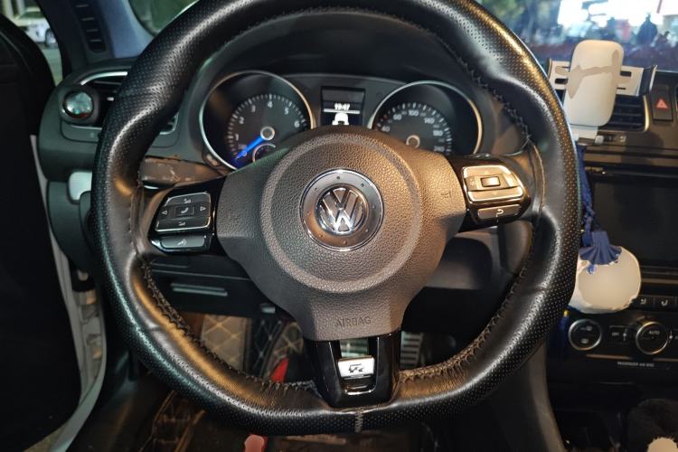 Used Volkswagen Golf 2014 2.0 TSI R Convertible Steering Wheel