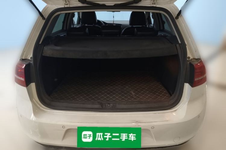Used Volkswagen Golf 2014 1.4TSI Automatic Luxury Model Trunk