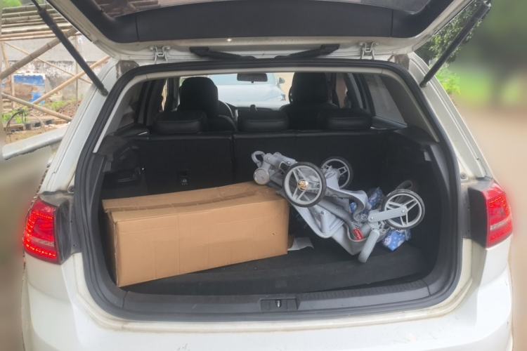 Used Volkswagen Golf 2014 1.4TSI Automatic Comfort Model Trunk