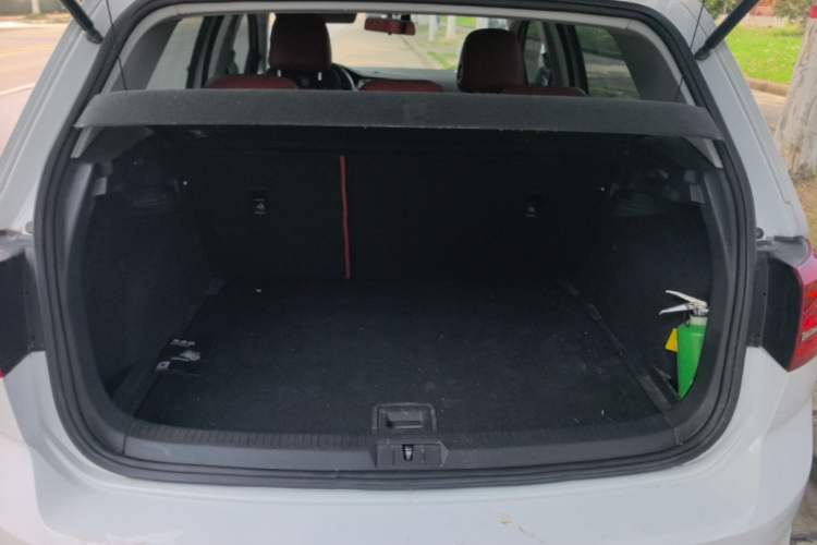 Used Volkswagen Golf 2014 1.4TSI Automatic Comfort Model Trunk