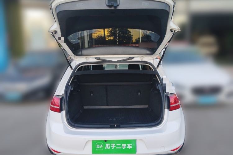 Used Volkswagen Golf 2014 1.4TSI Automatic Comfort Model Trunk