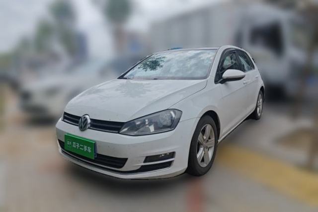 Ojetý Volkswagen Golf 2014 1.4 TSI Manual Comfort Model