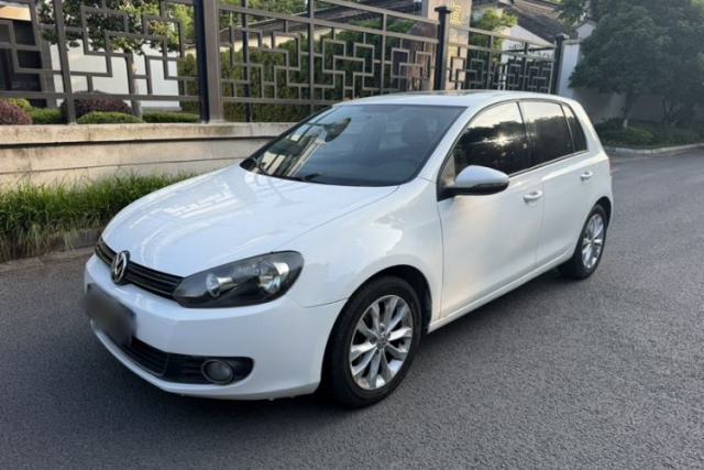 Volkswagen Golf 2014 1.6L Automatic Comfort Model usado