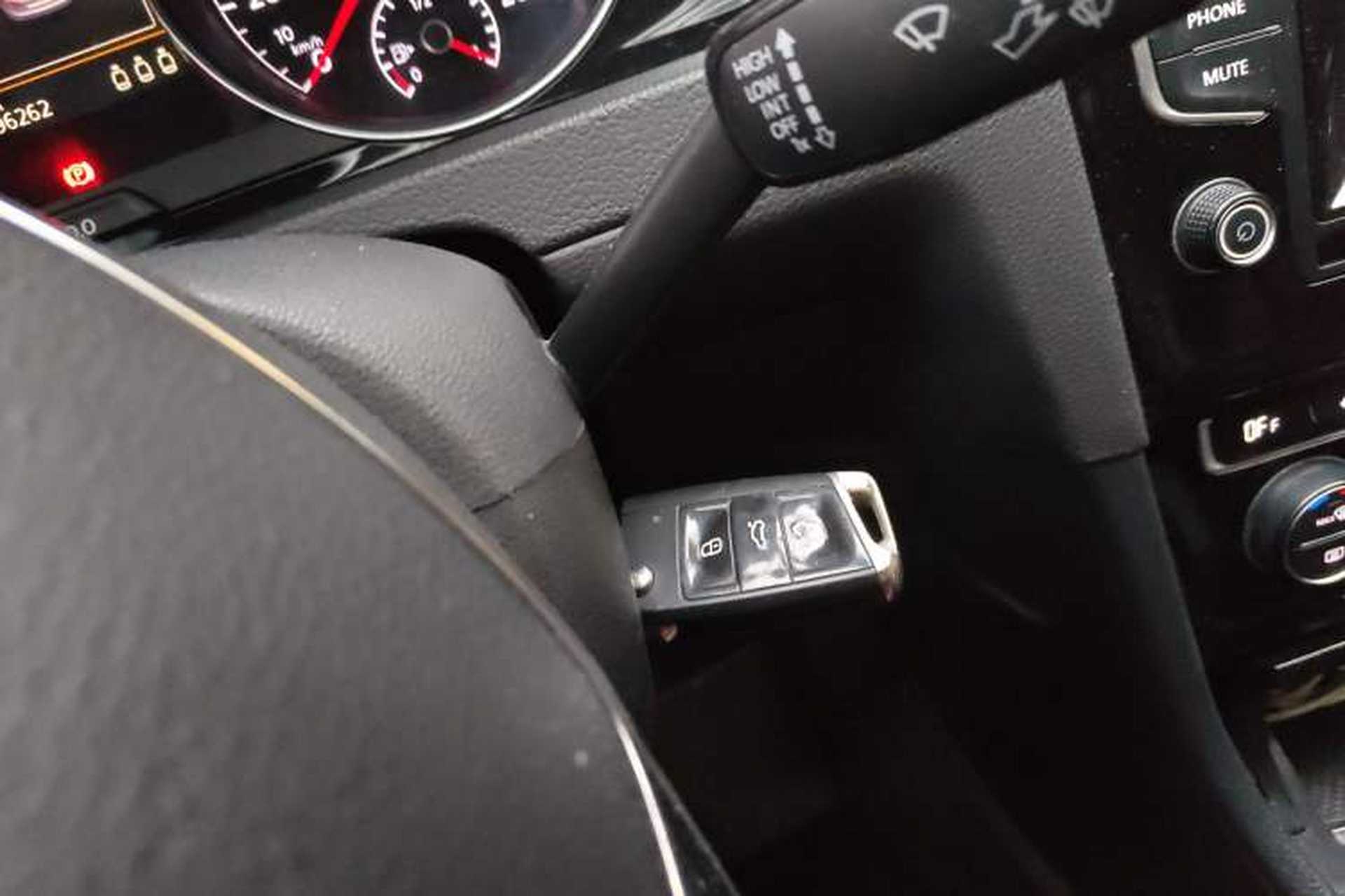 Used Volkswagen Golf 2014 1.4TSI Luxury Travel Edition Vehicle Key