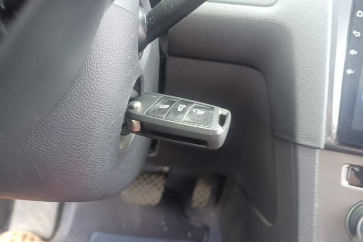 Used Volkswagen Golf 2014 1.4TSI Automatic Comfort Model Vehicle Key