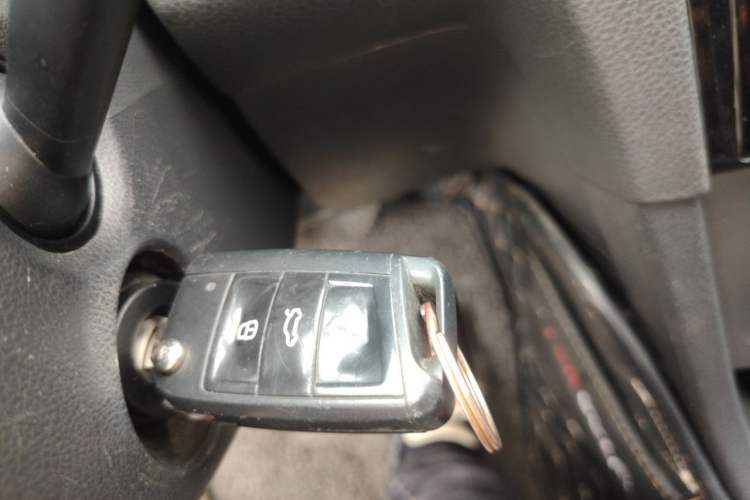 Used Volkswagen Golf 2014 1.4 TSI Manual Comfort Model Vehicle Key