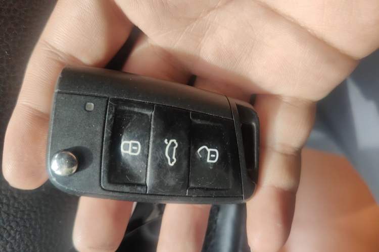 Used Volkswagen Golf 2014 1.4TSI Automatic Comfort Model Vehicle Key