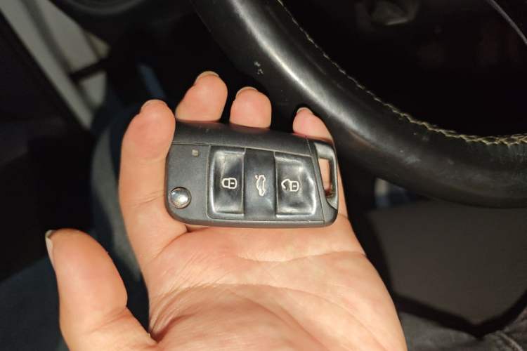 Used Volkswagen Golf 2014 1.4 TSI Manual Comfort Model Vehicle Key