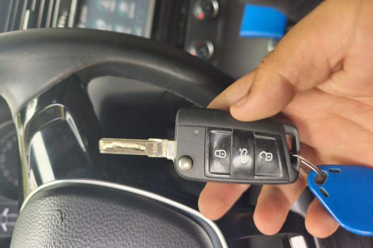 Used Volkswagen Golf 2014 1.4TSI Automatic Comfort Model Vehicle Key