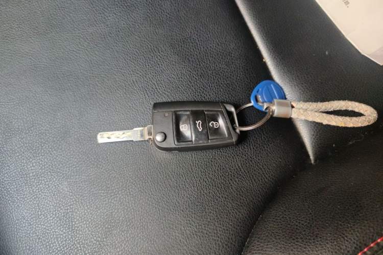 Used Volkswagen Golf 2014 1.6L Automatic Comfort Model Vehicle Key