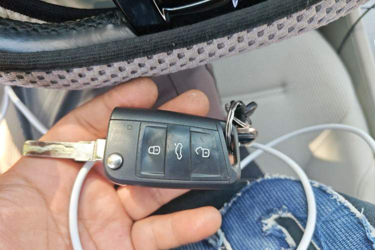 Used Volkswagen Golf 2014 1.4 TSI Manual Comfort Model Vehicle Key