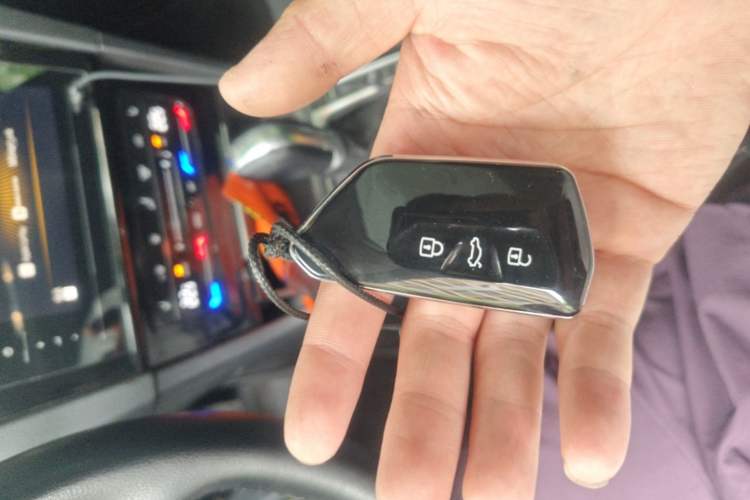 Used Volkswagen Golf 2014 1.4TSI Automatic Flagship Model Vehicle Key