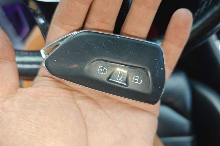 Used Volkswagen Golf 2014 1.4TSI Automatic Luxury Model Vehicle Key