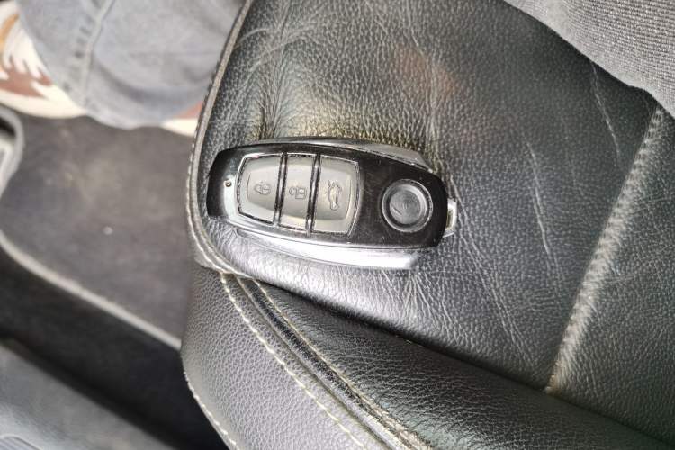 Used Volkswagen Golf 2014 2.0 TSI R Convertible Vehicle Key