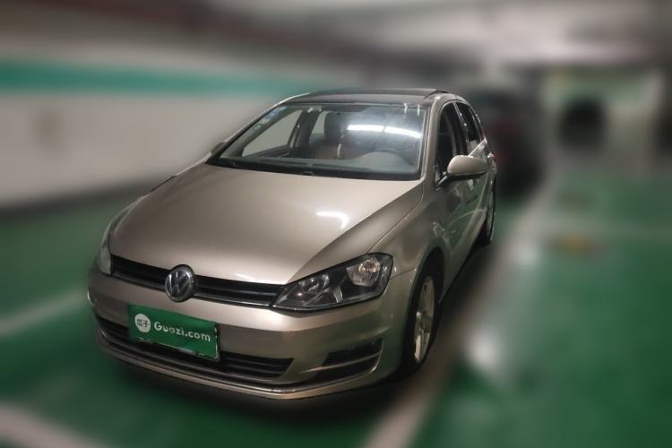 Gebrauchter Volkswagen Golf 2014 1.4TSI Automatic Comfort Model Guazi used car, China used car export, Used car for sale, Used cars, Cheapest cars for sale
