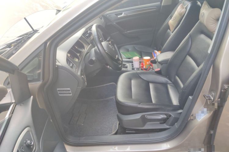 Used Volkswagen Golf 2014 1.4TSI Automatic Comfort Model Driver Seat