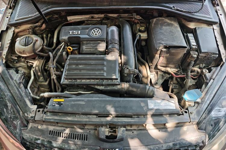 Used Volkswagen Golf 2014 1.4TSI Automatic Flagship Model Engine Bay