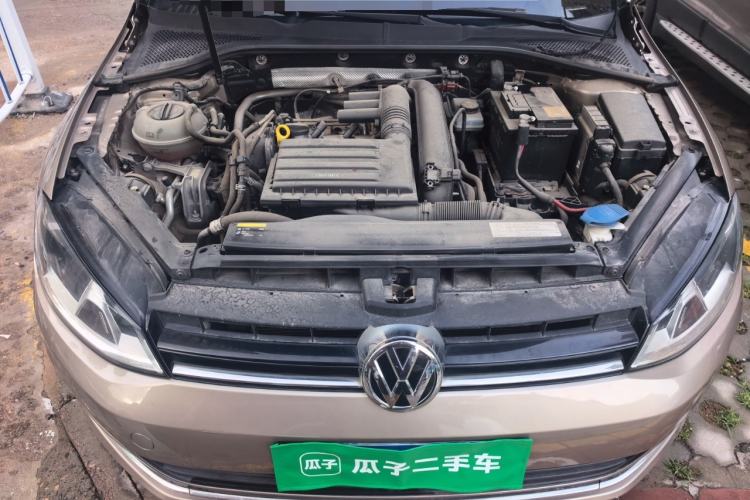 Used Volkswagen Golf 2014 1.4TSI Automatic Comfort Model Engine Bay