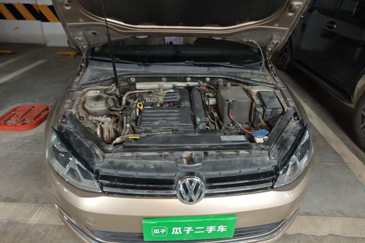 Used Volkswagen Golf 2014 1.4TSI Automatic Comfort Model Engine Bay