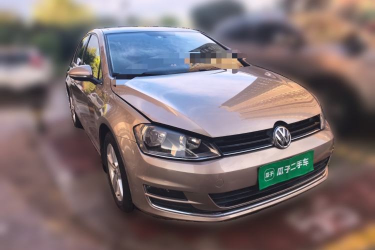 Used Volkswagen Golf 2014 1.4TSI Automatic Comfort Model Front Right 45 Deg