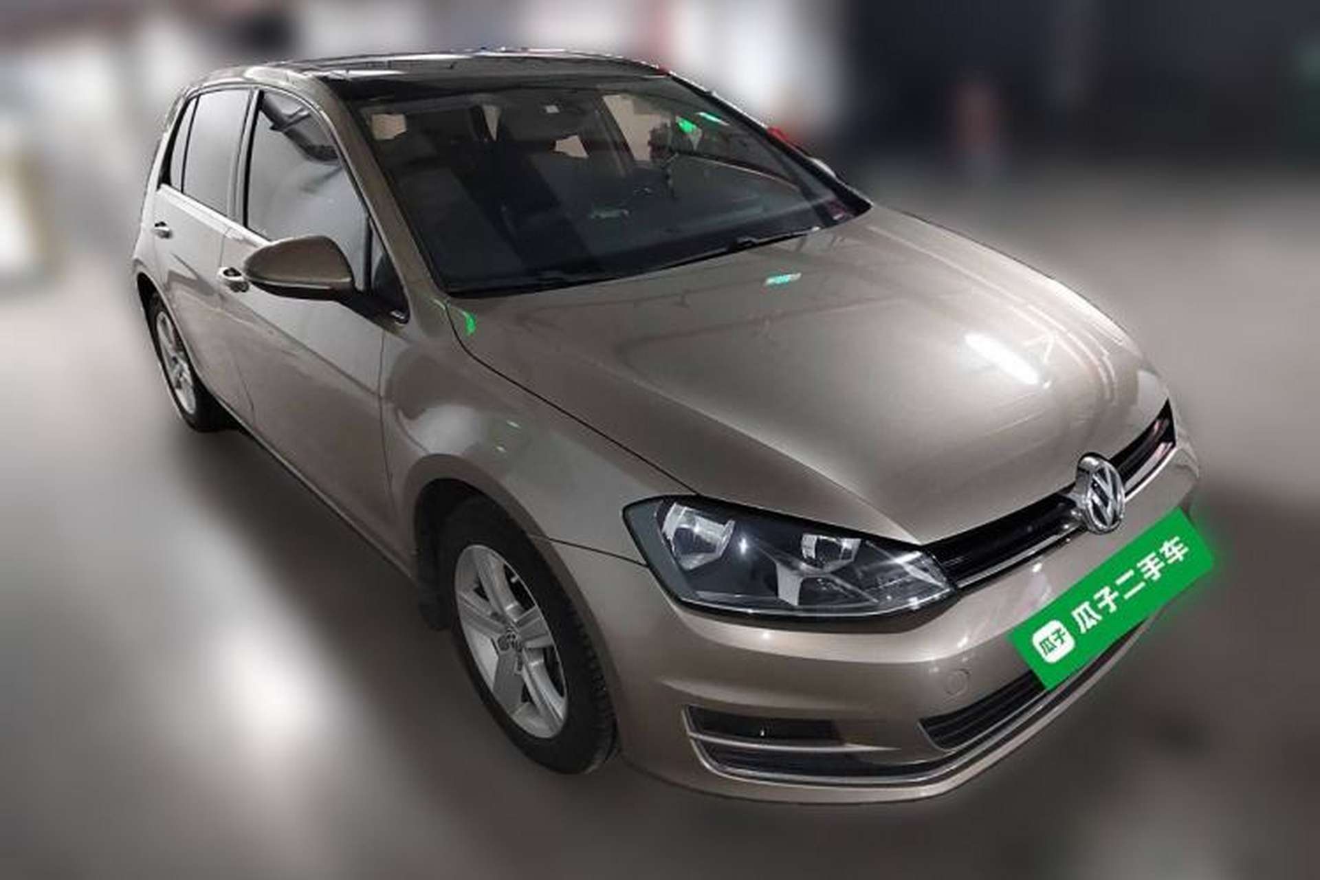 Used Volkswagen Golf 2014 1.4TSI Automatic Luxury Model Front Right 45 Deg