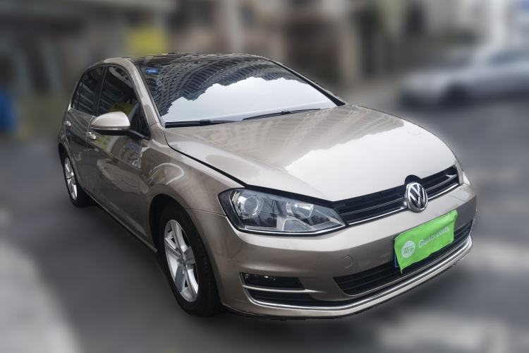 Used Volkswagen Golf 2014 1.4 TSI Manual Comfort Model Front Right 45 Deg