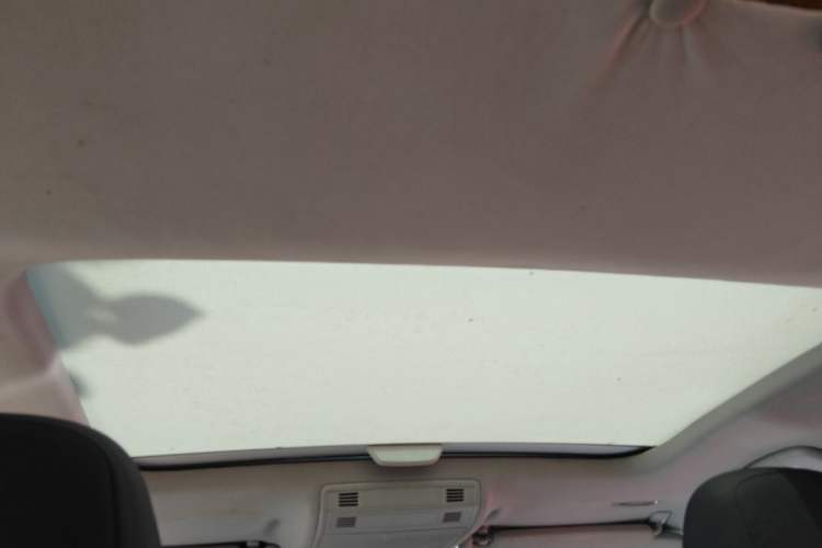 Used Volkswagen Golf 2014 1.4TSI Automatic Comfort Model Headliner