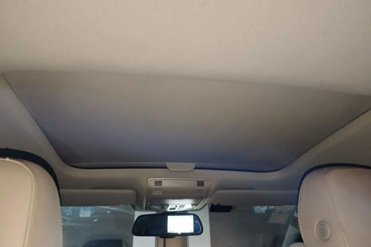 Used Volkswagen Golf 2014 1.4TSI Automatic Comfort Model Headliner