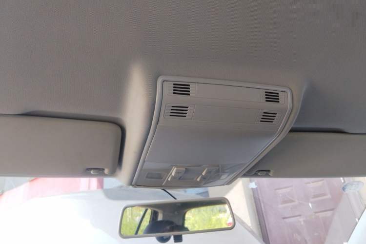 Used Volkswagen Golf 2014 1.6L Manual Fashion Edition Headliner