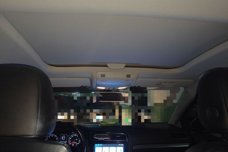 Used Volkswagen Golf 2014 1.6L Automatic Comfort Model Headliner