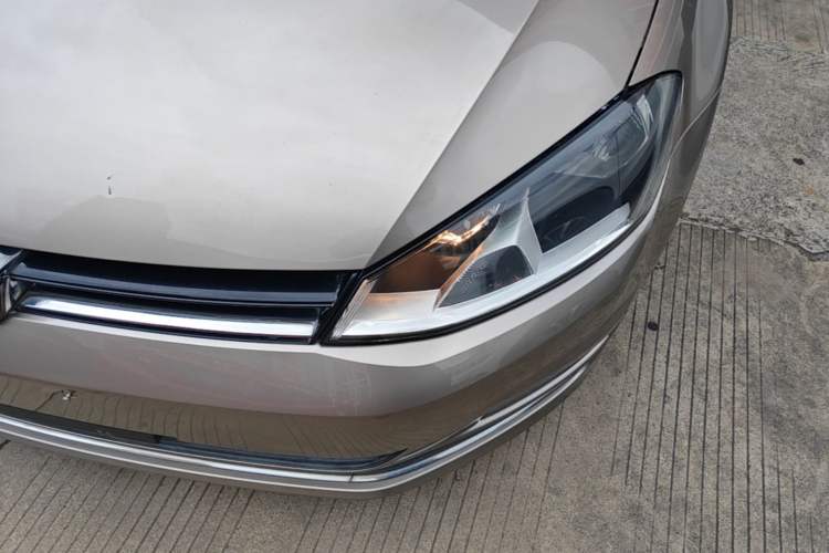 Used Volkswagen Golf 2014 1.4TSI Automatic Comfort Model Left Front Headlight